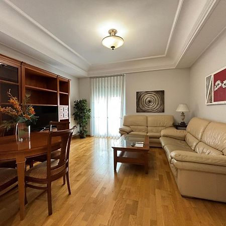 Gran Via 55 Apartment Madrid Ngoại thất bức ảnh